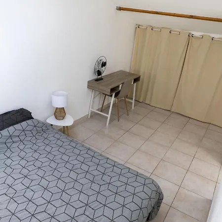 아파트 Spacious Duplex With South-facing Terrace